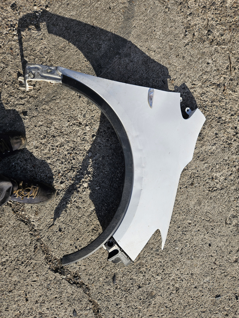 Aripa Dreapta Fata Opel Mokka - Motorina 2015, CU DEFECT