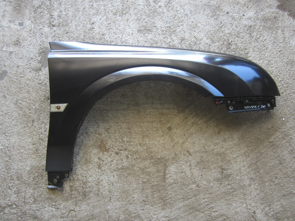 ARIPA DREAPTA FATA OPEL VECTRA C FAB. 2002 – 2009 ⭐⭐⭐⭐⭐