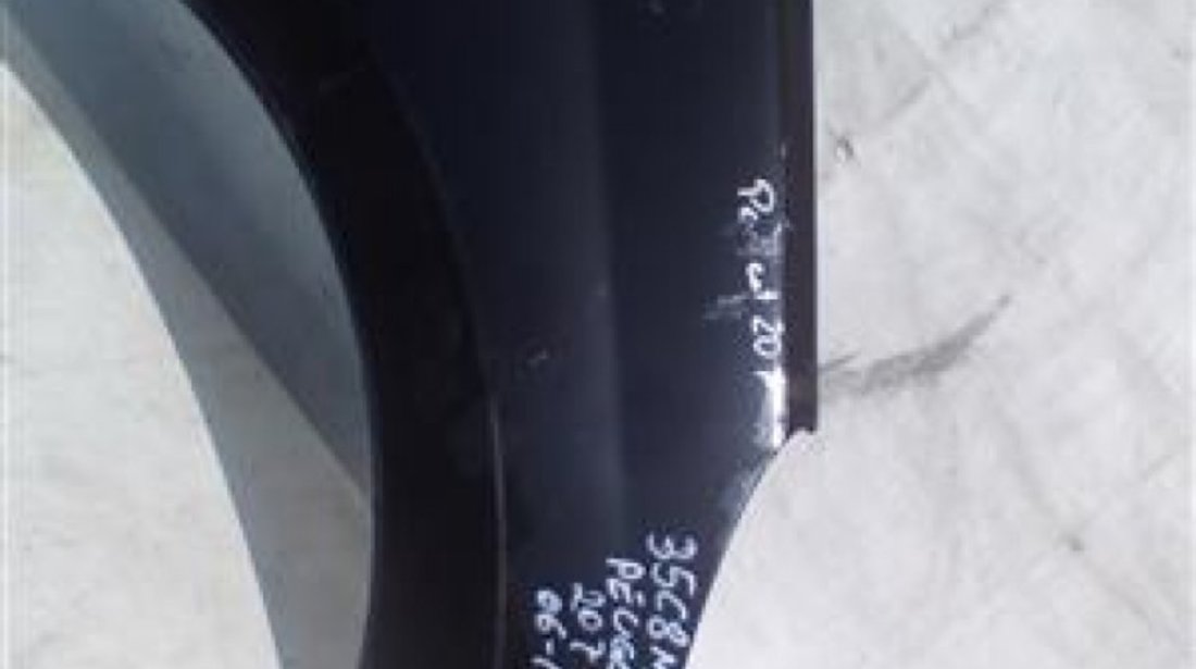 Aripa dreapta fata Peugeot 207 An 2006-2012