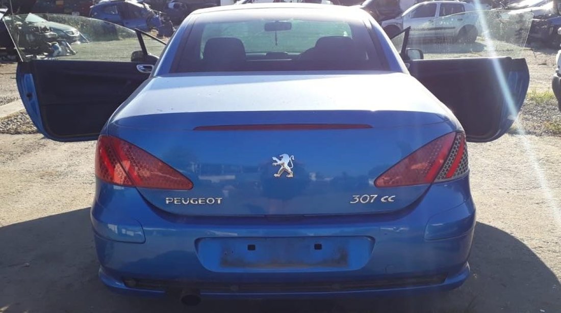 Aripa dreapta fata Peugeot 307cc 2005 coupe 2.0 B