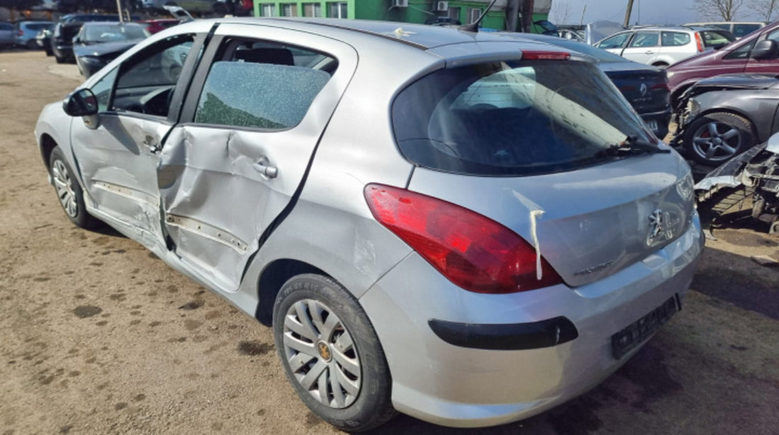 Aripa dreapta fata Peugeot 308 2010 hatchback 1.6 diesel