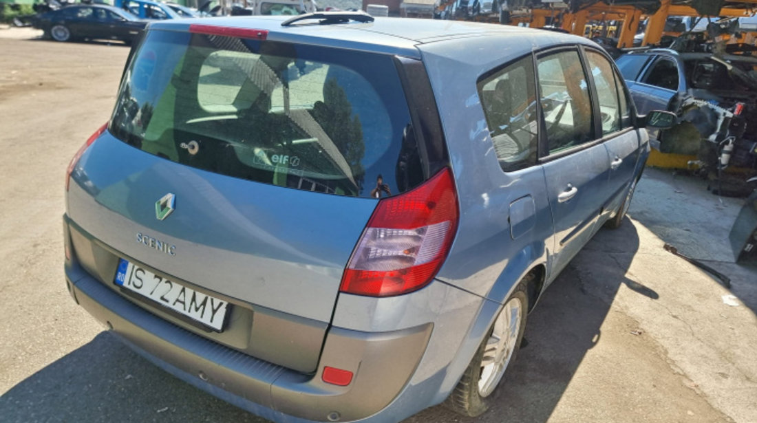 Aripa dreapta fata Renault Grand Scenic 2004 Monovolum 1.9 dci F9Q 812