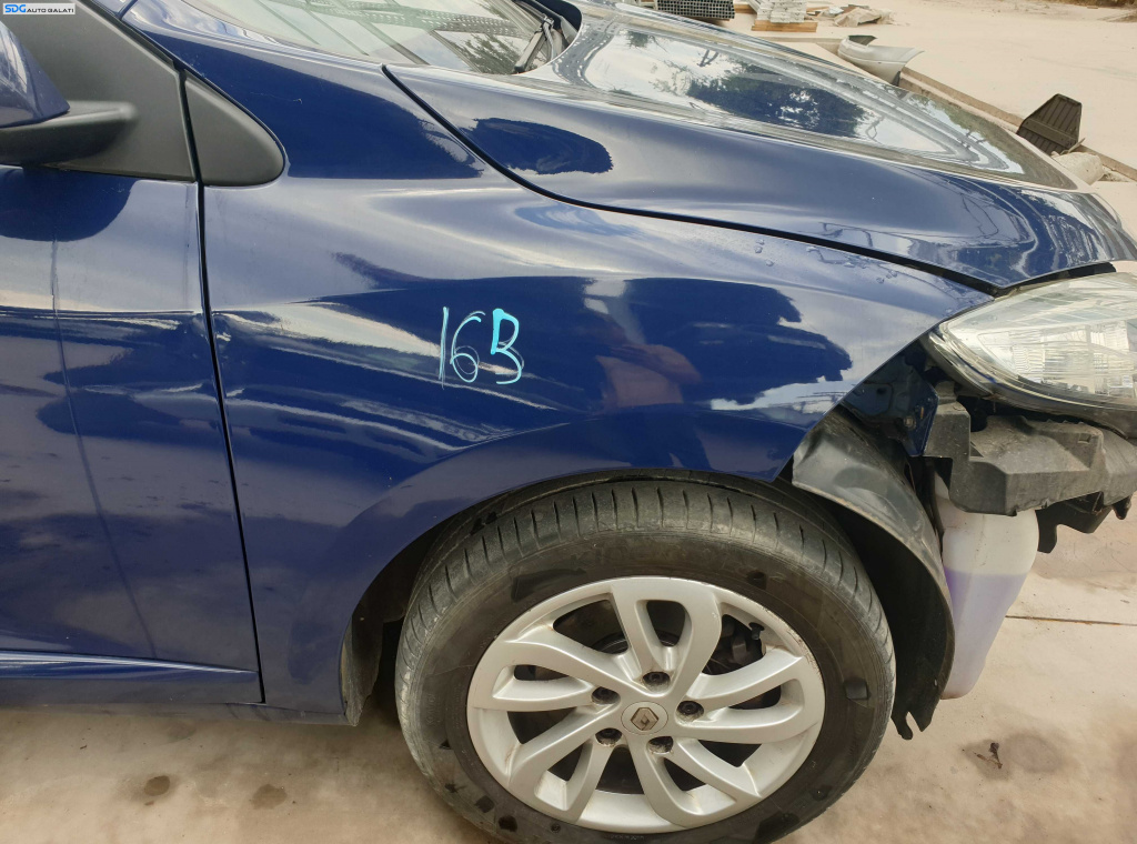 Aripa Dreapta Fata Renault Megane 3 2008 - 2016 Culoare OV460 [K6262]