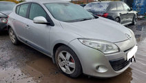 Aripa dreapta fata Renault Megane 3 2011 HATCHBACK...