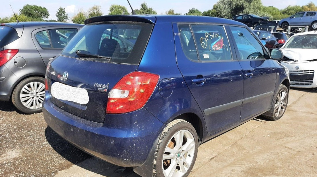 Aripa dreapta fata Skoda Fabia 2 2007 HATCHBACK 1.4 TDI BNV