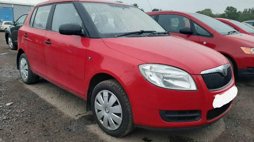 Aripa dreapta fata Skoda Fabia 2 2009 HATCHBACK 1.2 i