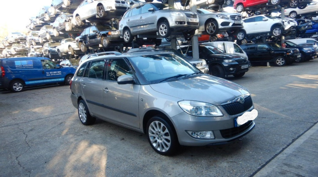 Aripa dreapta fata Skoda Fabia 2 2012 BREAK 1.6 TDI CAYC