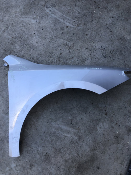 Aripa Dreapta Fata Skoda Superb 2 2014, CU DEFECT