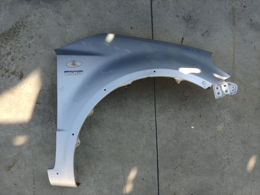 Aripa dreapta fata suzuki sx4