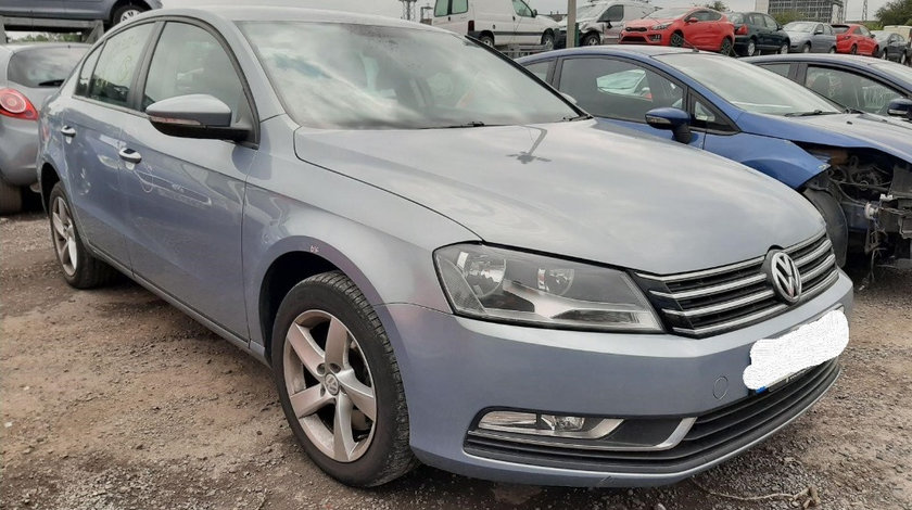 Aripa dreapta fata Volkswagen Passat B7 2011 SEDAN 1.6 TDI