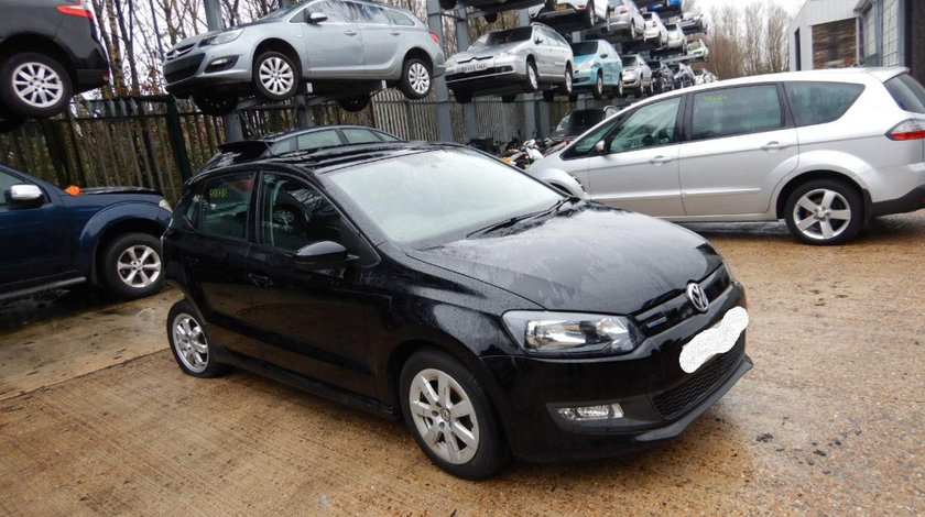 Aripa dreapta fata Volkswagen Polo 6R 2013 Hatchback 1.2 TDI