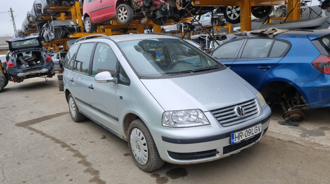 Aripa dreapta fata Volkswagen Sharan 2008 BRT 2.0tdi