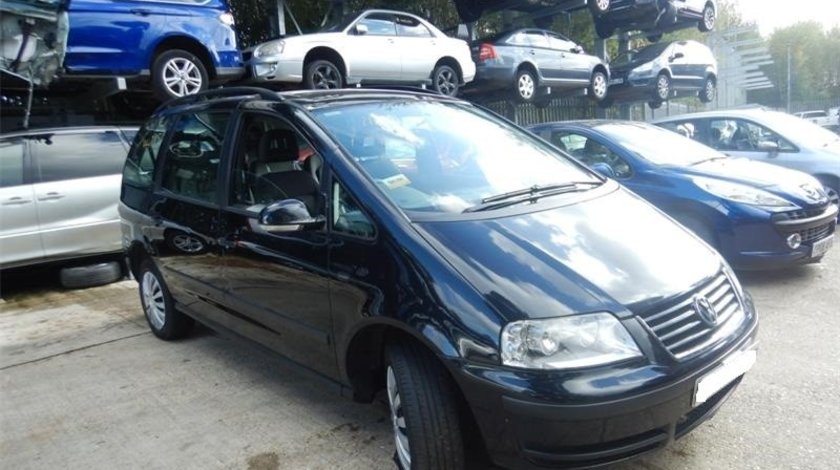 Aripa dreapta fata Volkswagen Sharan 2008 MPV 1.9 TDi BVK