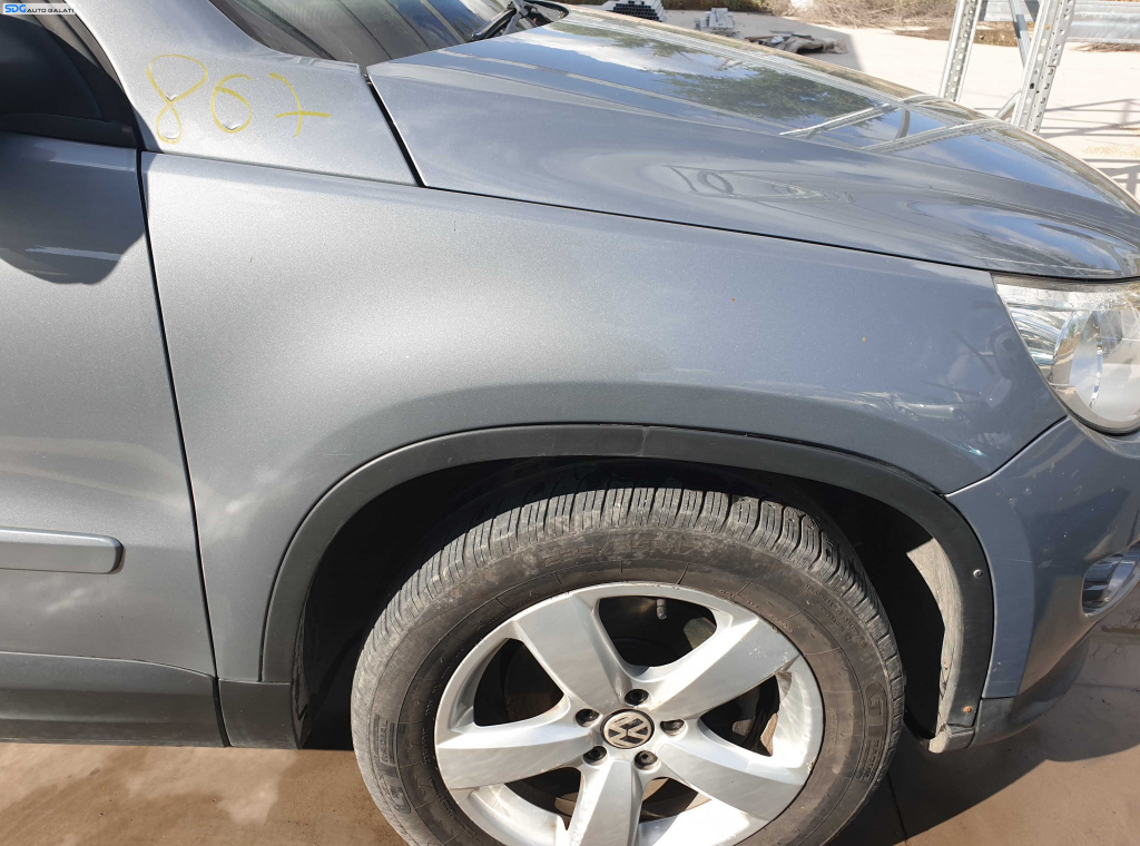 Aripa Dreapta Fata Volkswagen Tiguan NFL Non Facelift 2007 - 2011 Culoare LR7N [K6166]
