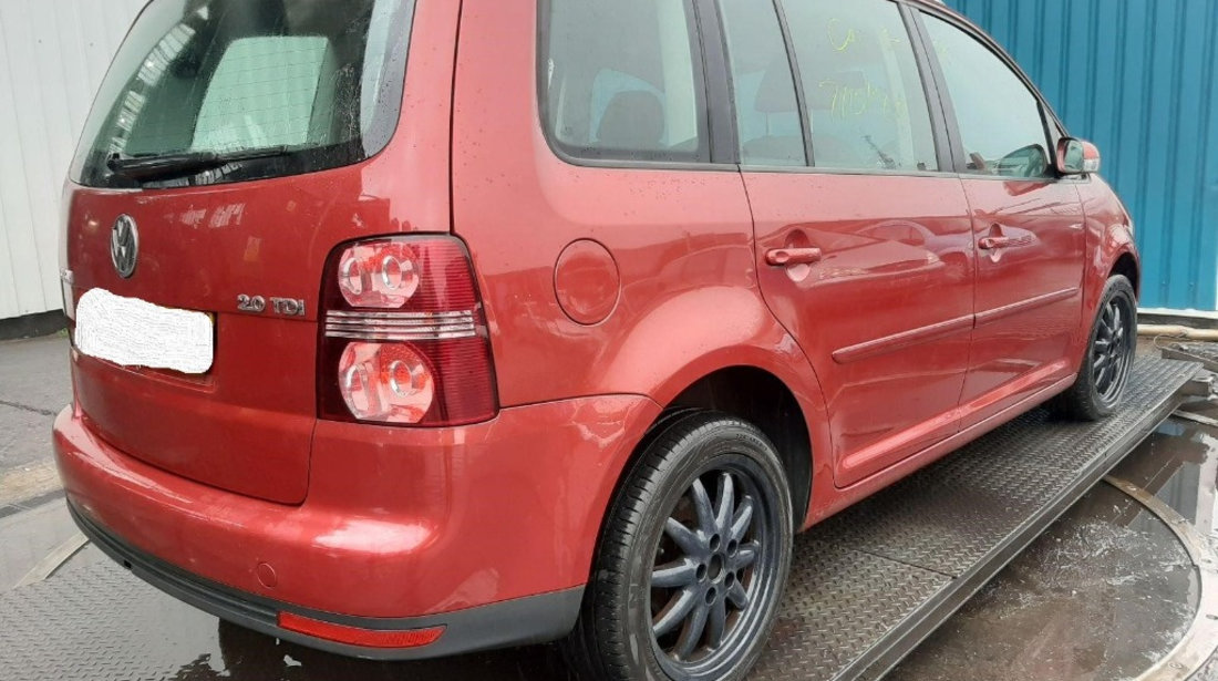 Aripa dreapta fata Volkswagen Touran 2008 Hatchback 2.0 tdi