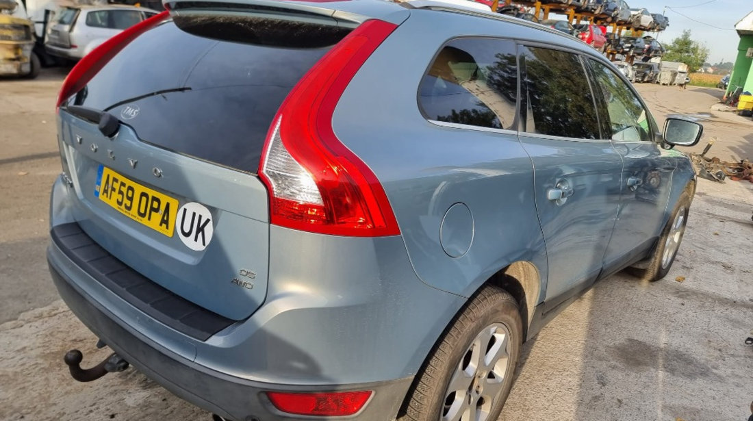 Aripa dreapta fata Volvo XC60 2010 4x4 2.4 D