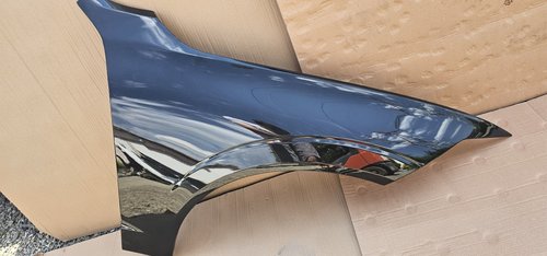 Aripa dreapta fata Volvo Xc60 2017 2018 2019 2020 2021 2022