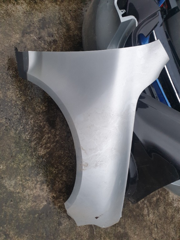 Aripa Dreapta Fata Vw Touareg 2003-2007