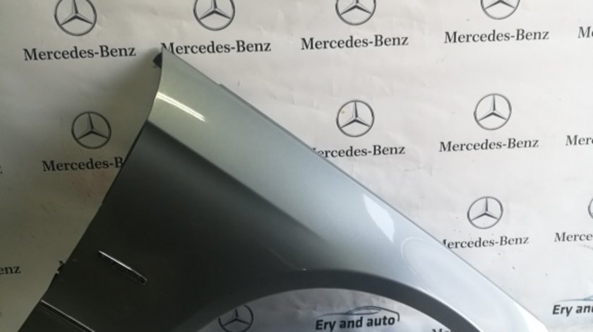 Aripa dreapta Mercedes c207 w207