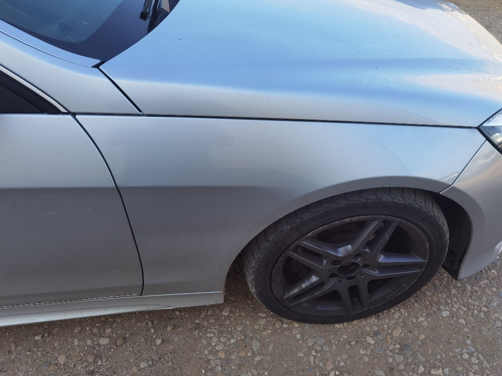 Aripa dreapta Mercedes E-CLASS W212 2015 Berlina FACELIFT