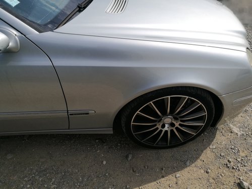 Aripa dreapta mercedes e280 cdi 4matic s211 facelift