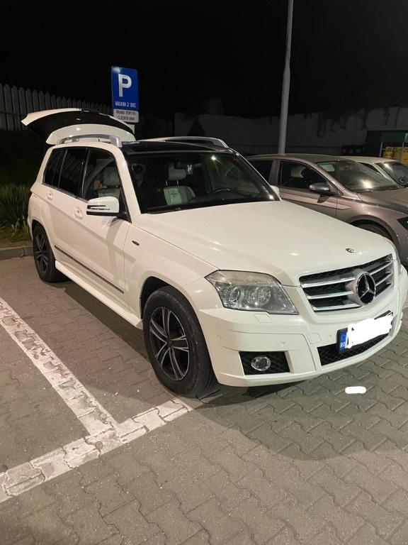 Aripa dreapta Mercedes glk 3.2 cdi x204