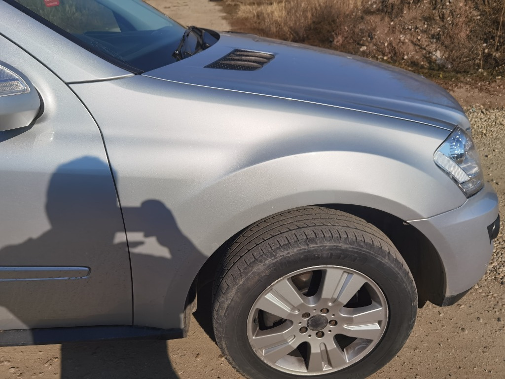 Aripa dreapta Mercedes ML W164 facelift 2011