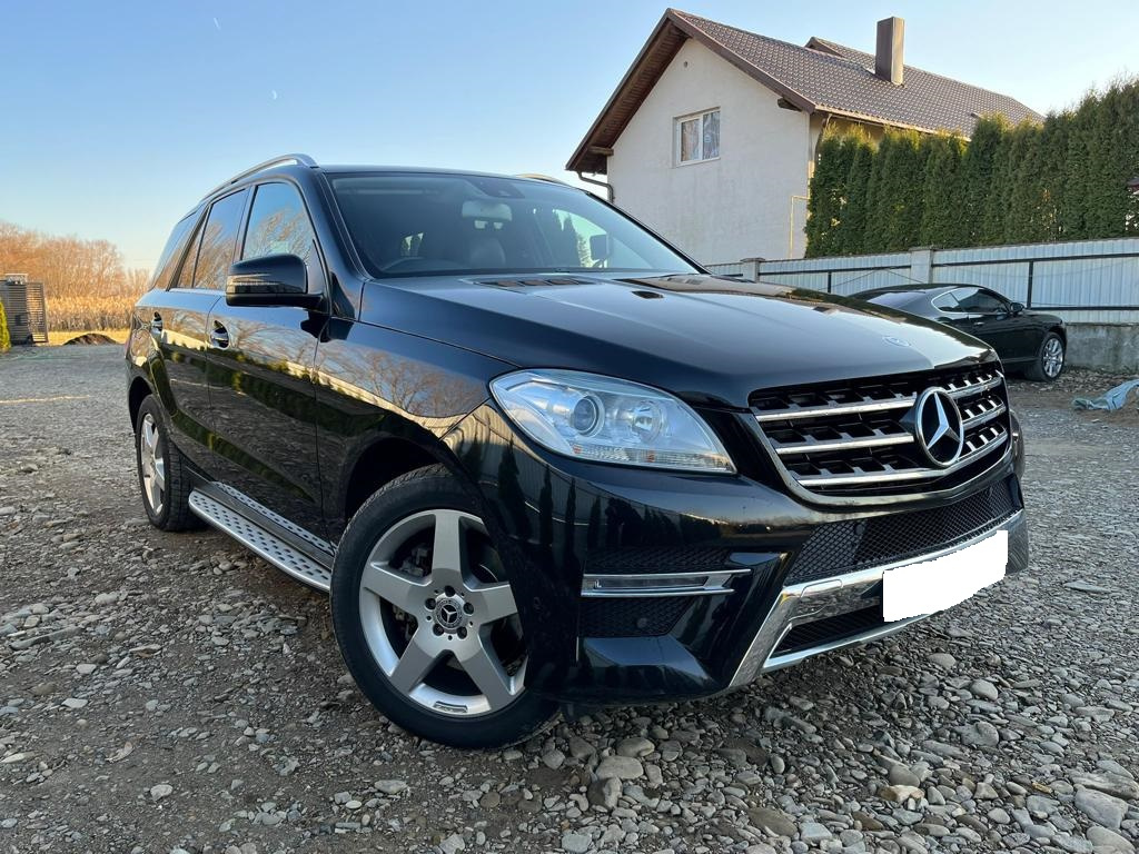 Aripa dreapta Mercedes ML W166