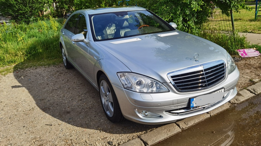 Aripa dreapta Mercedes S500 w221 4 matic