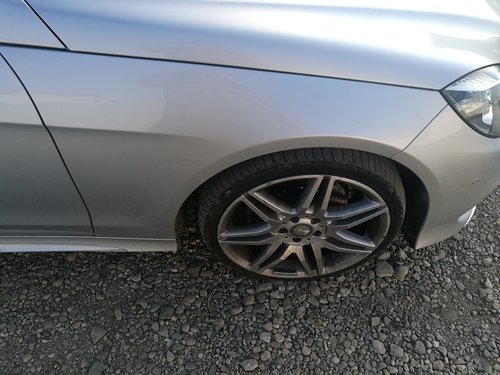 Aripa dreapta mercedes w212 facelift