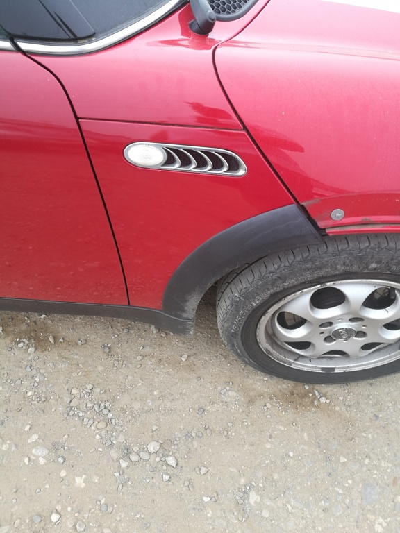 ARIPA DREAPTA MINI COOPER 1.6 BENZINA AN 2002