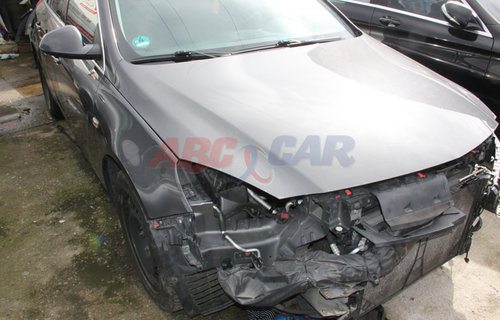 Aripa dreapta Opel Insignia A Tourer 2.0 CDTI 118 KW 2008-2017