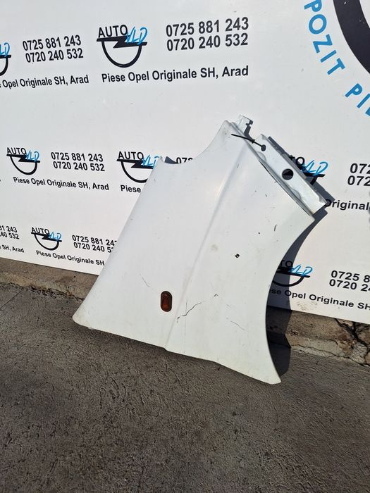 Aripa dreapta Opel Vivaro VLD AR 161