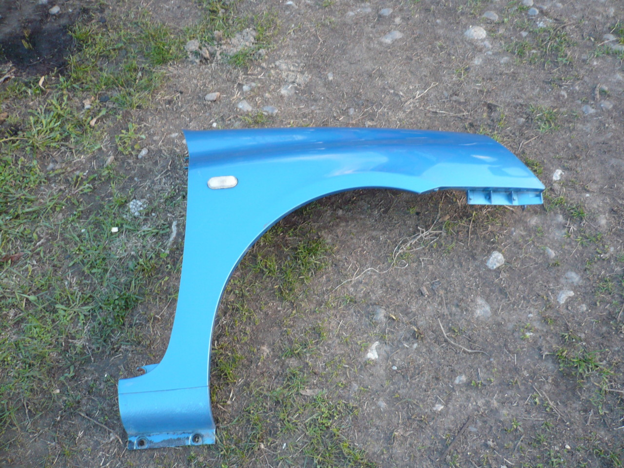 Aripa Dreapta Renault Clio Symbol  Albastru Deschis