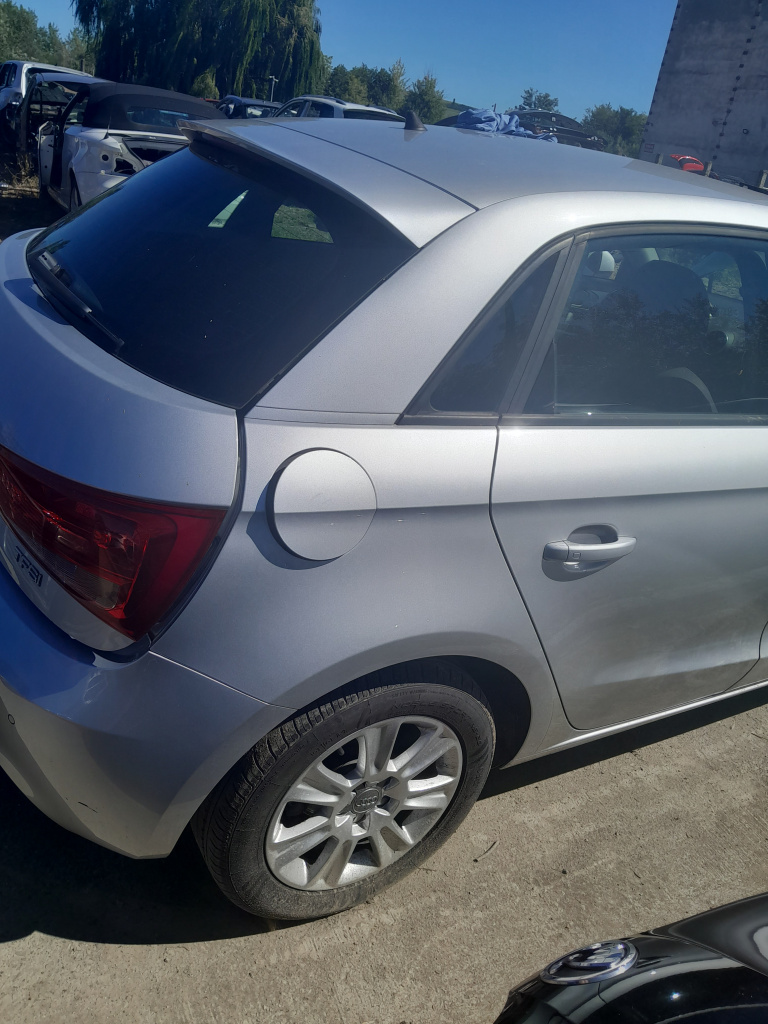 Aripa Dreapta Spate Audi A1 1.2 Benzina 2012