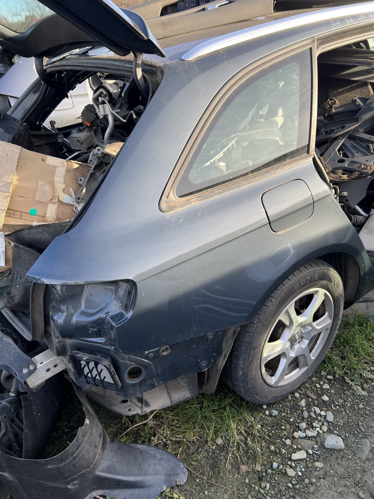 Aripa Dreapta Spate Audi A4 B8 Break 2010