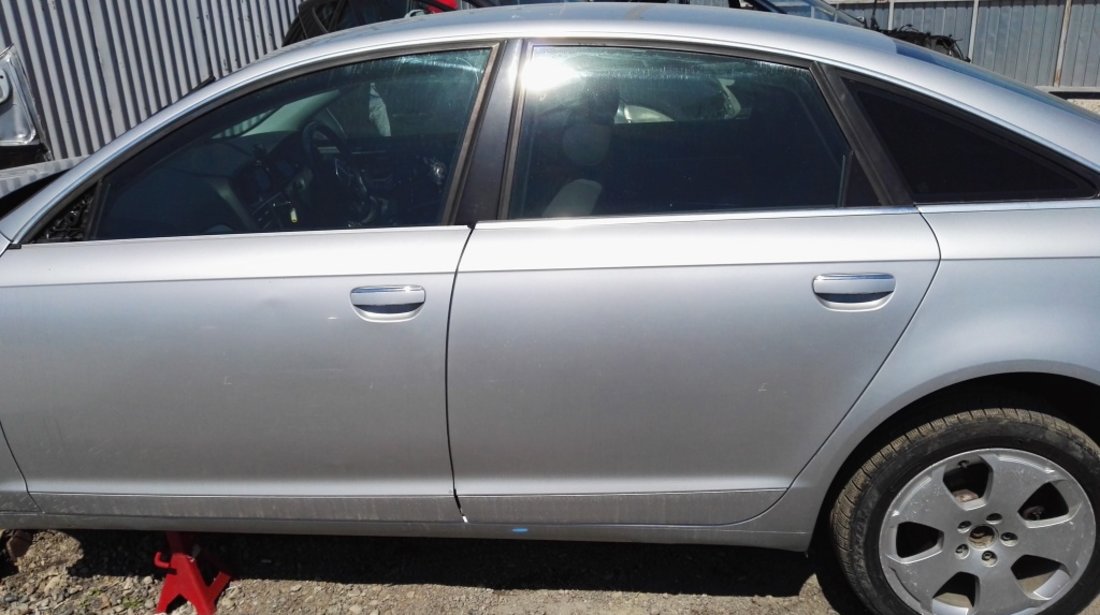 Aripa dreapta spate Audi A6 4F C6 2005 berlina 3.0 tdi