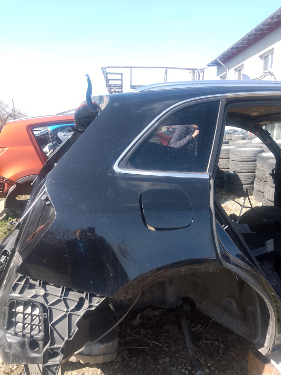 Aripa Dreapta Spate Audi Q5 2010