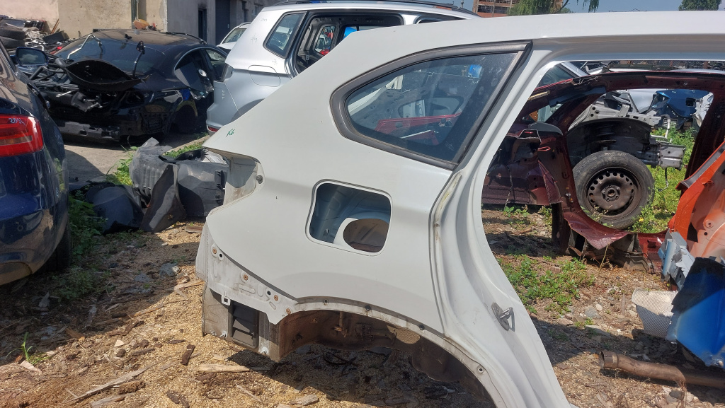 Aripa Dreapta Spate BMW X1 F48 - Motorina 2017, -