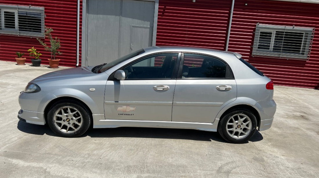 Aripa dreapta spate Chevrolet Lacetti 2008 HATCHBACK 1.4 BENZINA