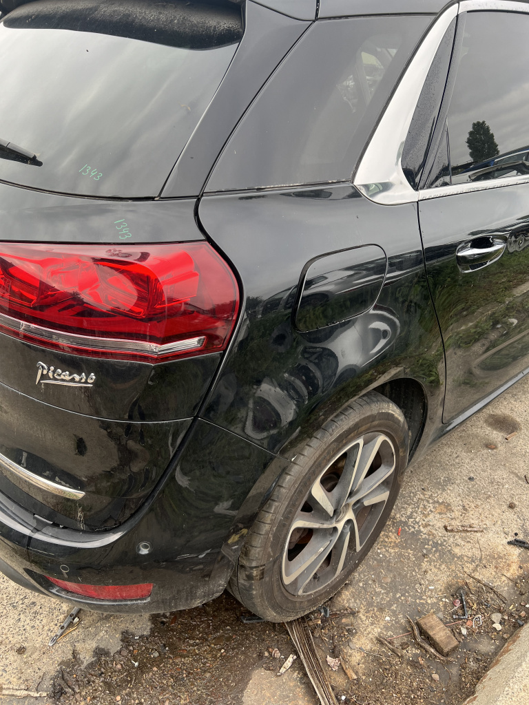 Aripa Dreapta Spate Citroen C4 Picasso 1.6 Motorina 2015