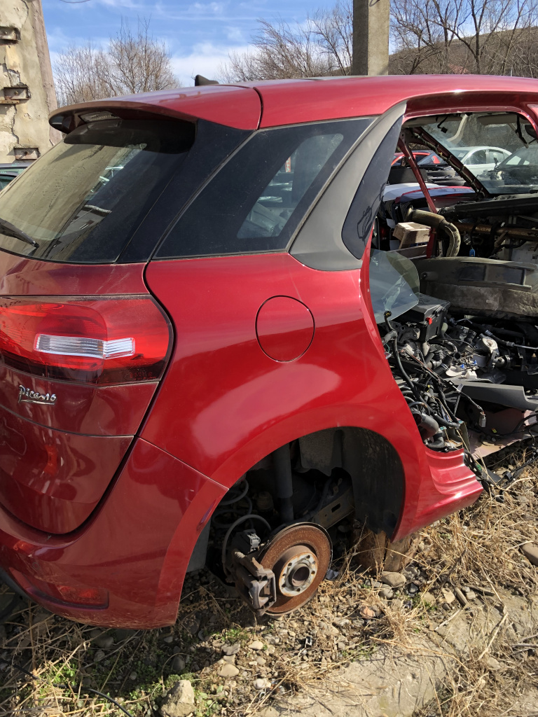 Aripa Dreapta Spate Citroen C4 Picasso 2014