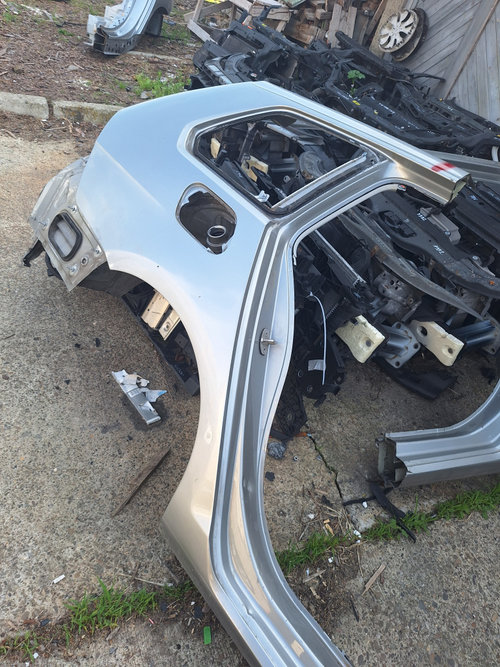 Aripa Dreapta Spate cu Prag Volkswagen Golf 7 Break 1.4 Benzina 2016, -
