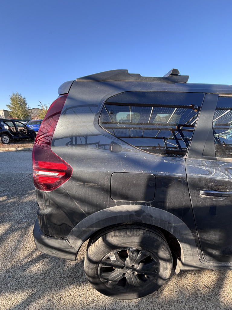 Aripa Dreapta Spate Dacia Jogger 1.0 Benzina 2022, -