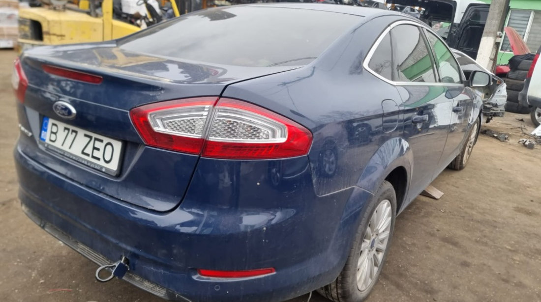 Aripa dreapta spate Ford Mondeo 2014 berlina 2.0 tdci UFBA