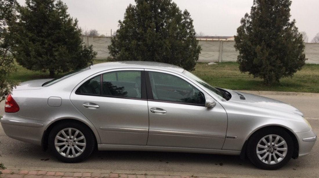 Aripa dreapta spate Mercedes E-Class W211 2004 LIMUZINA 2.2 DCI