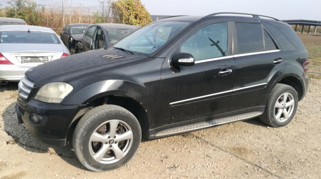 Aripa dreapta spate Mercedes M-CLASS W164 2008 JEEP ML420 CDI