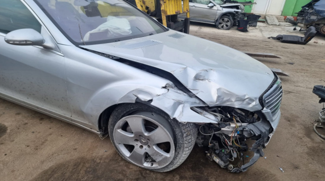 Aripa dreapta spate Mercedes S-Class W221 2008 Sedan 3.0