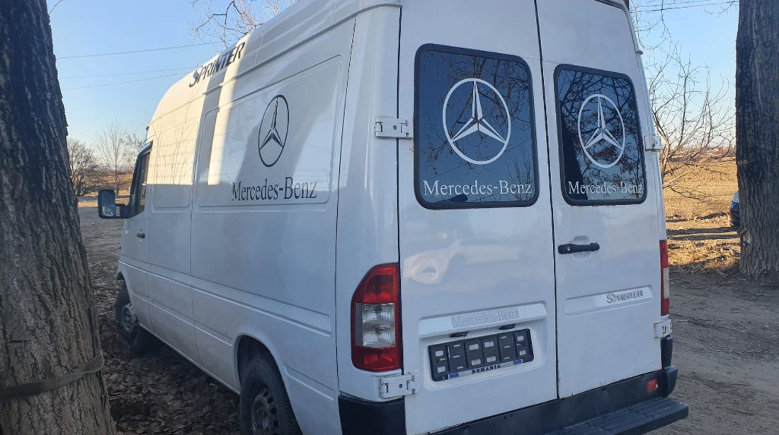 Aripa dreapta spate Mercedes Sprinter W905 2001 311 2.2 cdi