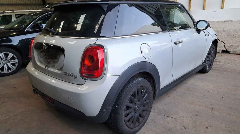 Aripa dreapta spate Mini Cooper 2015 HATCHBACK 1.5 D B37C15A